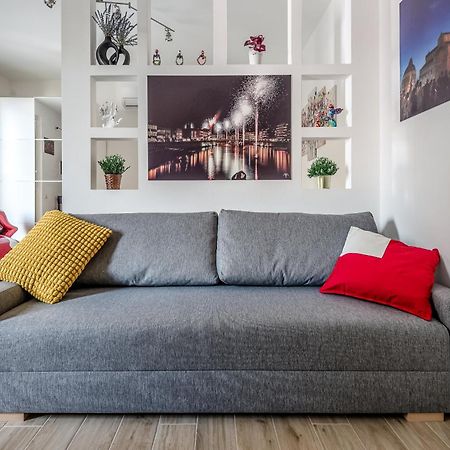 Hostly-Giugio'S House-Lungarni And Town Center Apartment Пиза Екстериор снимка